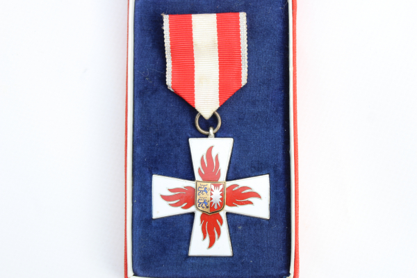 Ehrenzeichen für Verdienste im Brandschutz in Silber im Etui