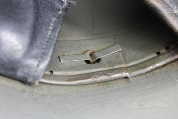 Stahlhelm M16 sehr gut erhalten, Hersteller SI 68 Eisenhütte Silesia, Paruschowitz O/Schlesien)   