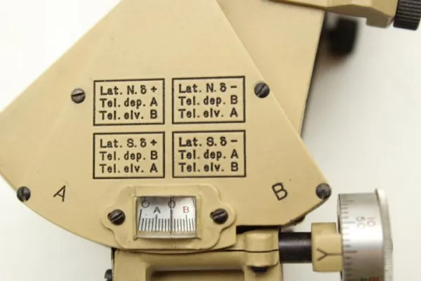 US Army 1958 Attachment device for theodolite observation device of the field artillery TM 5-9423