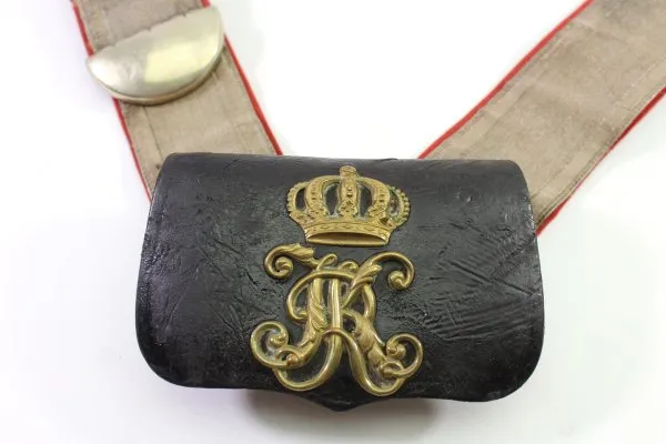 Württemberg Kartuschkasten für Offiziere im Dragoner-Regiment Königin Olga mit Bandollier, gest. Hoflieferant Altenburg für Offiziere
