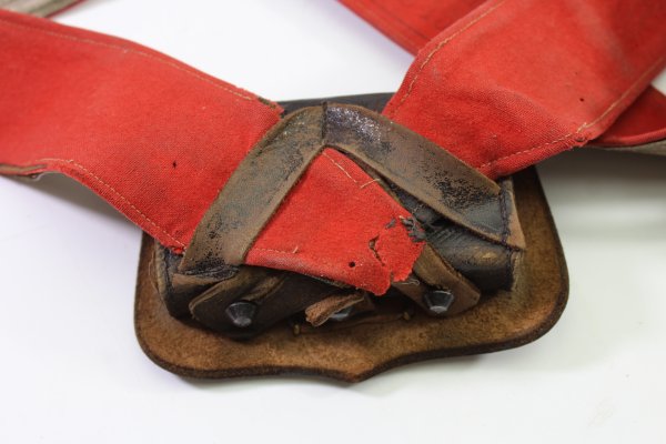 Württemberg Kartuschkasten für Offiziere im Dragoner-Regiment Königin Olga mit Bandollier, gest. Hoflieferant Altenburg für Offiziere