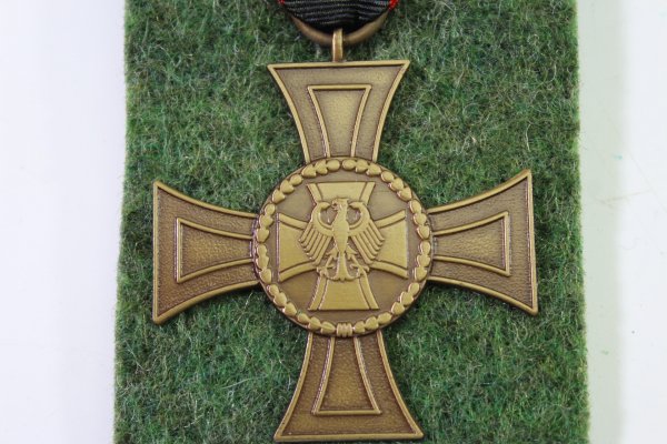 Bundeswehr - Ehrenkreuz der Bundeswehr in Bronze