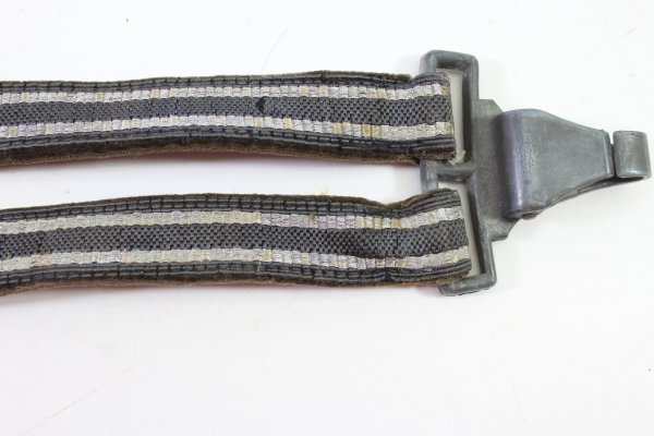 Very fine Luftwaffe officer's dagger with an orange grip, manufactured by SMF, Solingen.