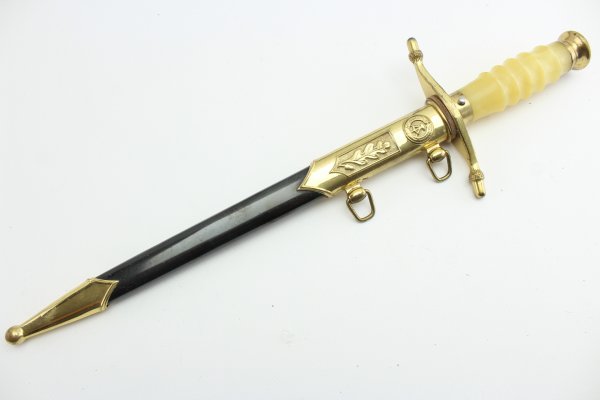 NVA officer's dagger of the People's Navy with hanger complete in box