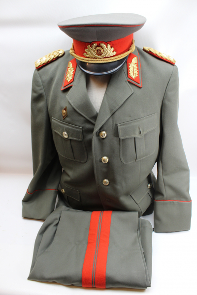 NVA Uniform General, Generalsuniform komplett u. original