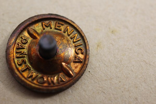 Tray with 7 Polish Air Force awards on cardboard