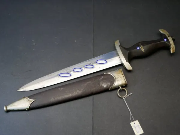 SS dagger in as-found condition with assault number 121900 - manufacturer SS 120/34 RZM