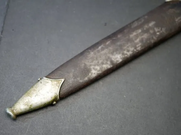 SS dagger in as-found condition with assault number 121900 - manufacturer SS 120/34 RZM