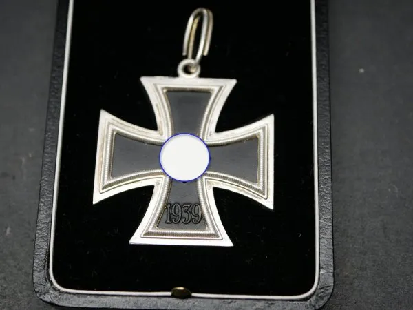 Ritterkreuz des Eisernen Kreuz 1939 mit Band im Etui