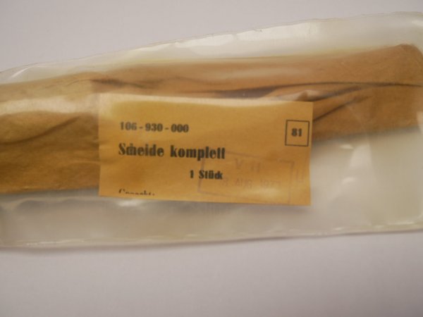 NVA Bajonett / Kampfmesser Kalaschnikow - Scheide in originaler Verpackung und Abnahme