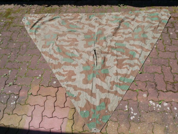 Used tarpaulin splinter camouflage triangular tarpaulin without manufacturer