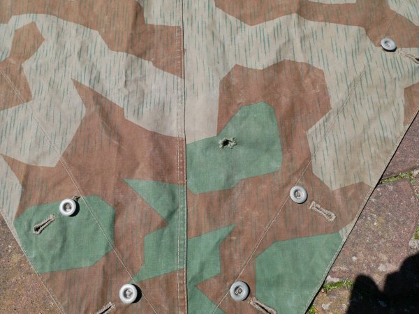 Used tarpaulin splinter camouflage triangular tarpaulin without manufacturer