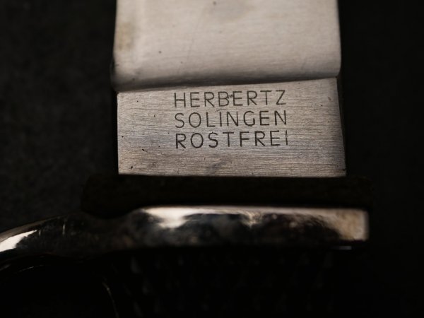 Travel knife - Pastille with lily - Manufacturer Herbertz Solingen - similar to HJ knife