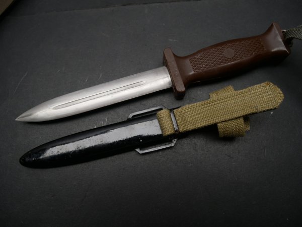 Combat knife KM 66 in box from the zero series