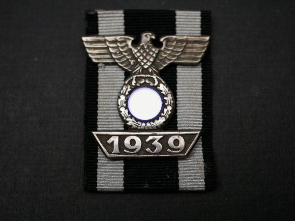 Copy - Repetition clasp 1939 for the Iron Cross 2nd Class 1914 on ribbon, non-ferrous metal