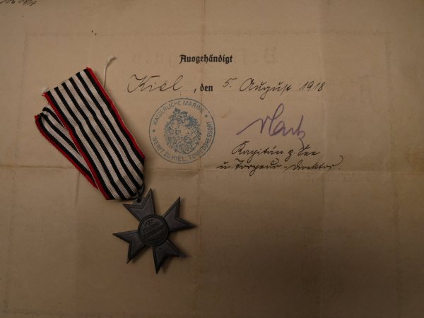 Verdienstkreuz für Kriegshilfe mit Urkunde 1917