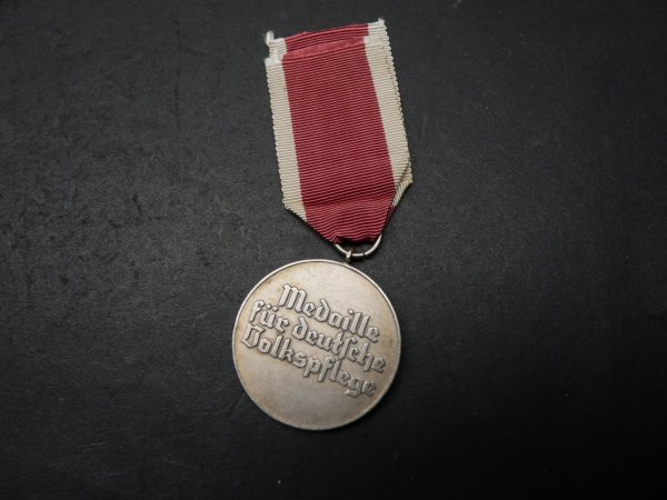 Medaille für deutsche Volkspflege am Band + Urkunde