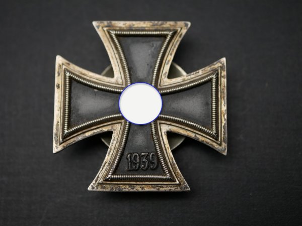 EK1 Iron Cross 1st Class on screw disc manufacturer L/58 for Rudolf Souval, Vienna