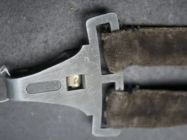 Hanger for the Luftwaffe officer's dagger, damaged