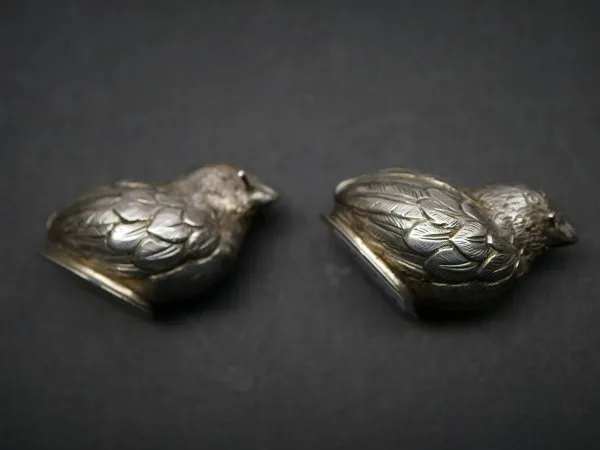 Pair of figurative salt and pepper shakers - birds - 925 silver from the manufacturer Schleißner Hanau