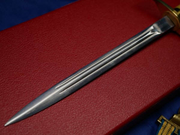 Geschenkdolch - NVA Generalsdolch LSK Luftstreitkräfte mit Gehänge + Hänger im Etui