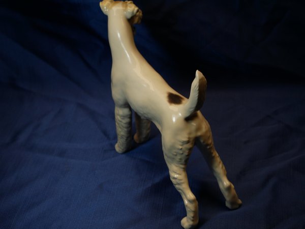Allach Porcelain Manufactory - Foxl standing, colored - Design by Prof. Th. Kärner No. 19