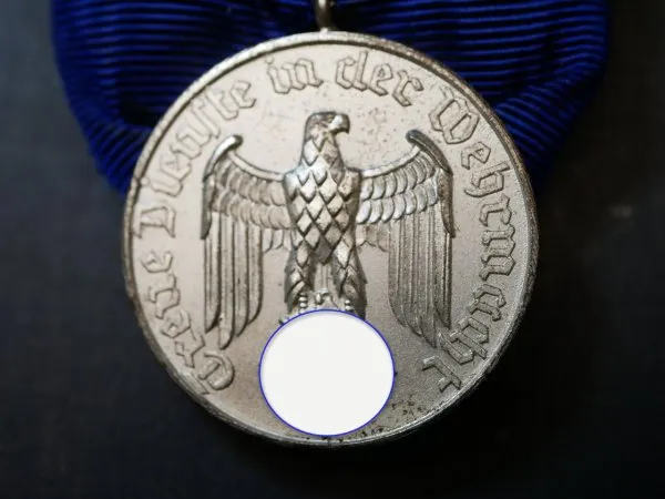 Wehrmacht 4 Jahre Dienstauszeichnung an Einzelspange mit Adlerauflage