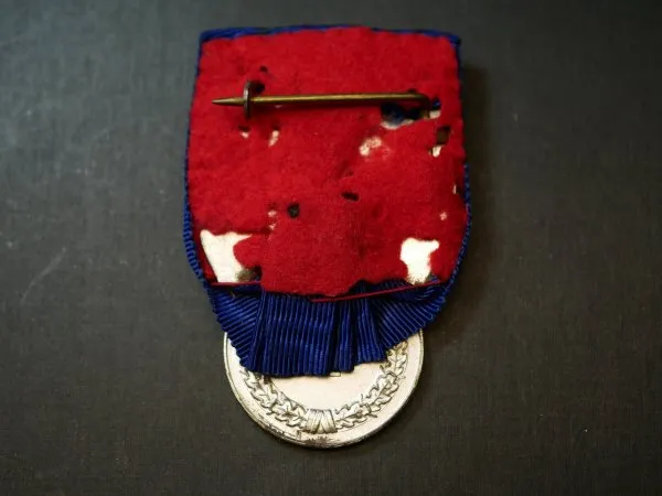 Wehrmacht 4 Jahre Dienstauszeichnung an Einzelspange mit Adlerauflage