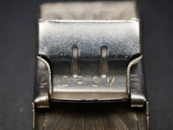 Small early Sympathie belt buckle - Rising Sun - Standing HK - DRGM patent closure