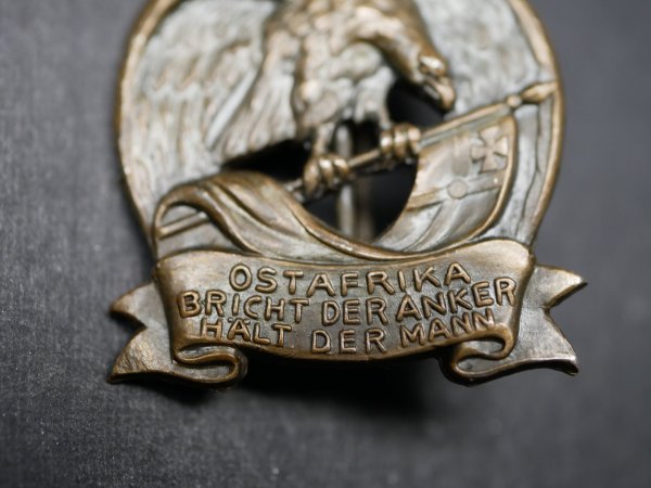 Badge German Colonies "East Africa - If the anchor breaks, the man holds"