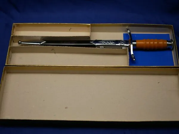 Gift dagger / farewell gift - NVA officer dagger with engraved scabbard "Thanks and Recognition 1990" in box