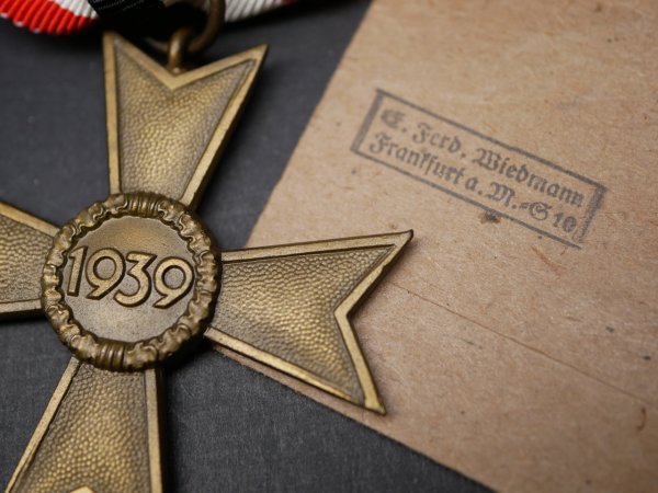 KVK War Merit Cross 2nd Class without Swords with maker's mark 19 + bag E. Ferdinand Wiedmann, Frankfurt a. Main