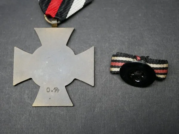 Cross of Honour of the First World War War Participant's Cross on Ribbon + Miniature + 2x Buttonhole Mini
