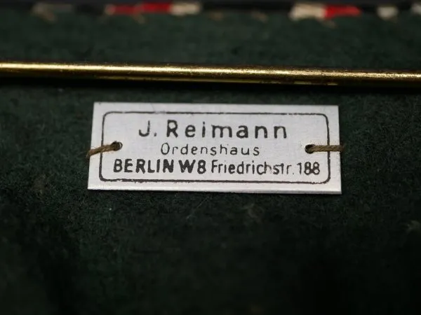 3er Ordensspange EK2 1. Wk + KVK 2. Klasse 57er Version + Kriegsteilnehmerkreuz 1914/18 + Miniaturen
