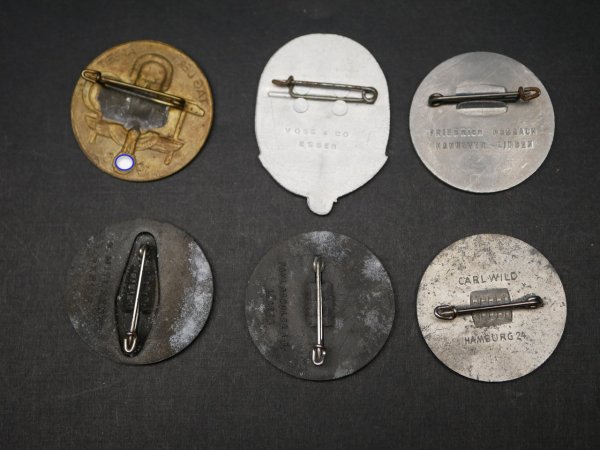 Lot von 6 WHW Abzeichen - Tag der Arbeit 1934 - 1939