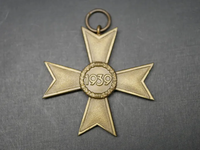 KVK War Merit Cross 2nd Class 1939 without swords on ribbon with maker's mark 37 - Adolf Baumeister, Lüdenscheid