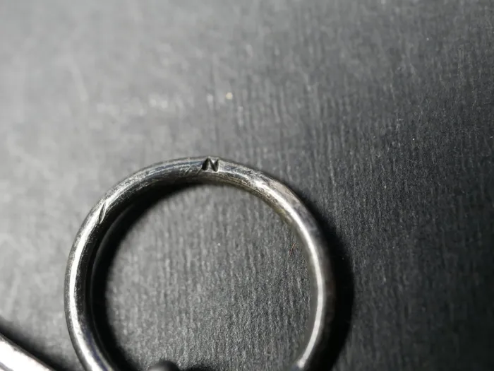 EK2 Eisernes Kreuz 2. Klasse 1914 - N + Kreuz in Öse gestempelt - C.E. Neuhaus & Söhne, Berlin