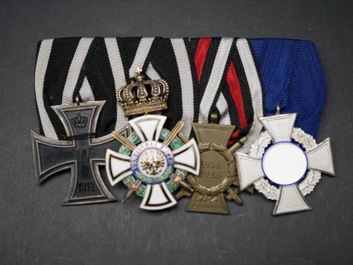 Medal bar 1st + 2nd World War - Iron Cross 2nd Class 1914 + Royal House Order of Hohenzollern, Knight's Cross with Swords + War Participant's Cross + 25 Faithful Services +++