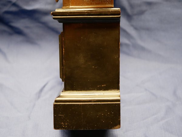 Bronzierte Büste mit Bildnis von Kaiser Wilhelm II auf Holzsockel mit Plakette "Offizierschiessen am 5.8.03 1.Preis"