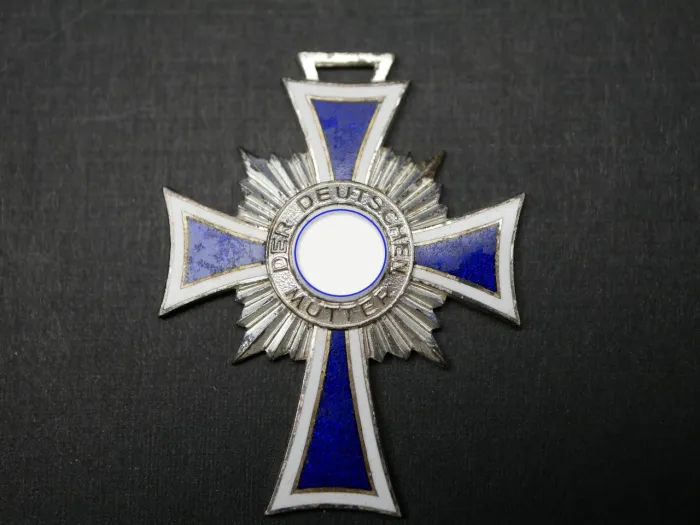 Mother's Cross in Silver