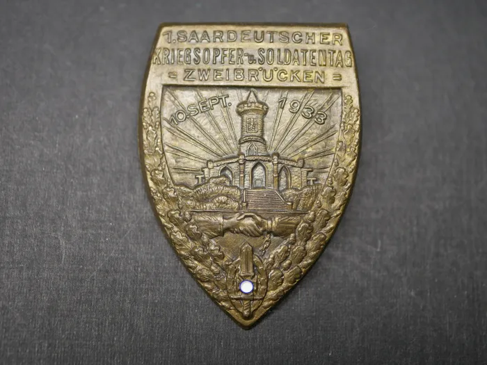 Badge - 1st Saarland War Victims and Soldiers' Day Zweibrücken 1933