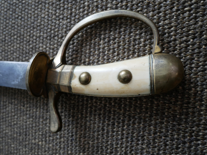 Hirschfänger mit verzierter Klinge um 1800/20