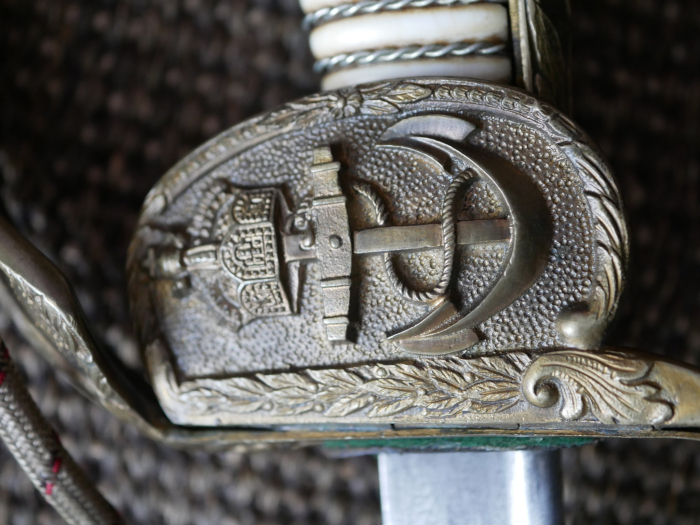 Kaiserliche Marine - Geschenksäbel mit Damastklinge und Extragefäß vom Hersteller WKC