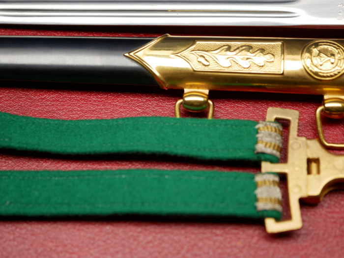Original GDR NVA General's Dagger of the Border Troops (GT), with Brocade Hanger, in Case