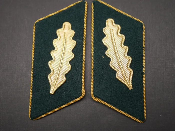 Paar Kragenspiegel General der VP Volkspolizei DDR