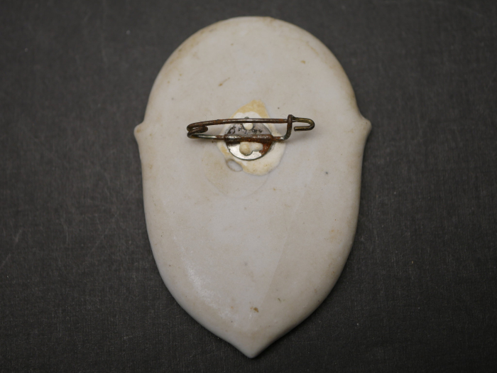 Badge – "Old Guard" District Gathering – 15th Anniversary of the Old Guard March, Coburg 1937, porcelain