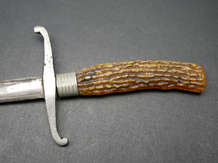 Miniatur / Brieföffner in Form von einem Dolch / Hirschfänger / Schwert