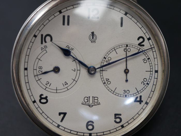 GDR NVA VM (People's Navy) – Pocket watch / Naval observation watch, GUB Glashütte, 1st quality – with engraving