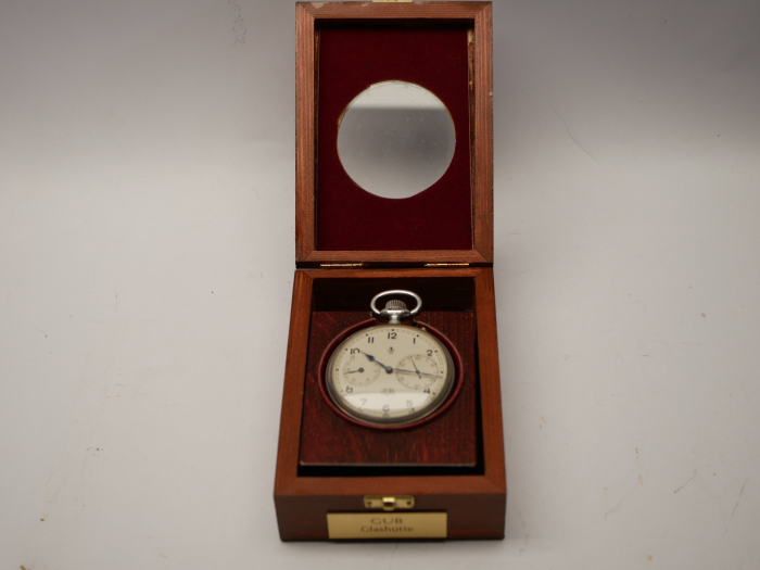 GDR NVA VM (People's Navy) – Pocket watch / Naval observation watch, GUB Glashütte, 1st quality – with engraving
