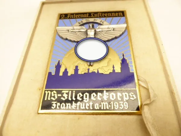 Plakette NSFK "2. Internat. Luftrennen NS - Fliegerkorps Frankfurt a.M. 1939" im Etui mit Urkunde